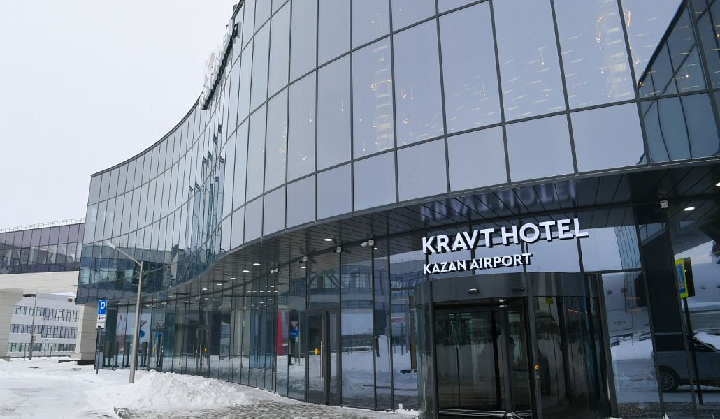 Opening of a new hotel by the airport this spring